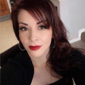 Meet your Posher, Clarice